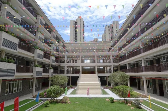 學(xué)校用全自動工業(yè)洗衣機(jī)